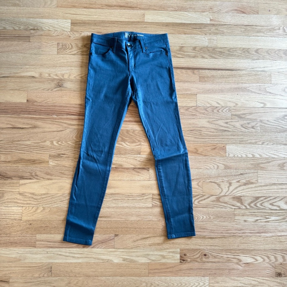 Level 99 Women’s Jeans Size 27